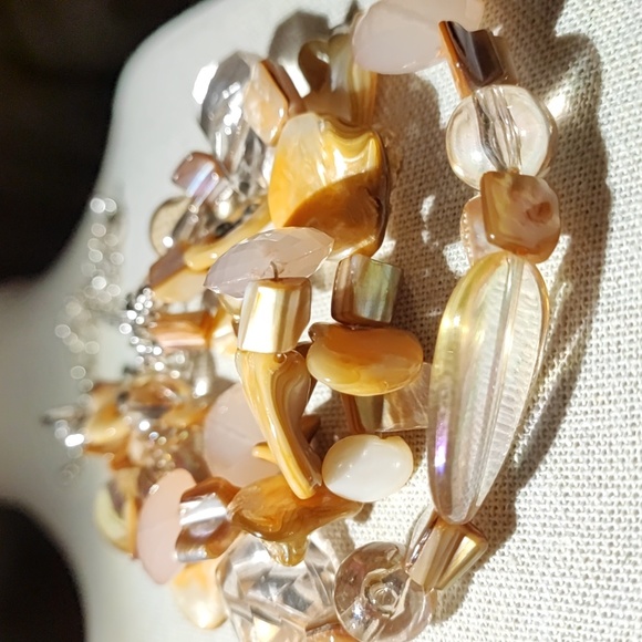 Triple Strand Shell Acrylic Plastic Beaded Vintage Necklace MOP Beachcore - Picture 10 of 10